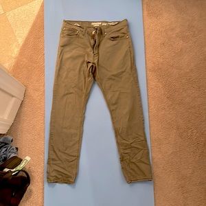 Denizen from Levi’s - 208 - Olive Green Regular Taper Fit Jeans - 32 x 30 -